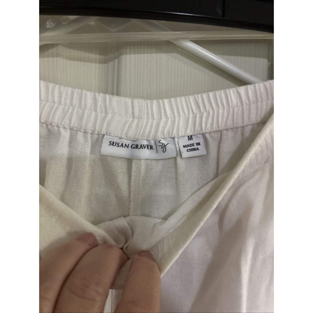 Susan Graver Regular Modern Essentials  Crop Pants  Medium. White - Picture 4 of 4